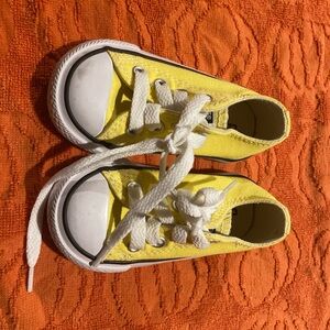 Converse Yellow White Sneakers Classic Low-Top child size 4!
